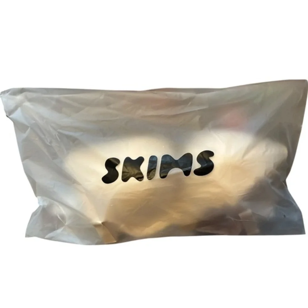 SKIMS Smoothing Intimates Full Coverage Lightly Lined Bra Sand 42DDDD NWT
